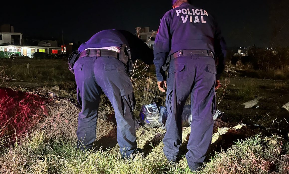 Detiene policía de Apetatitlán a conductor que atropelló a motociclista