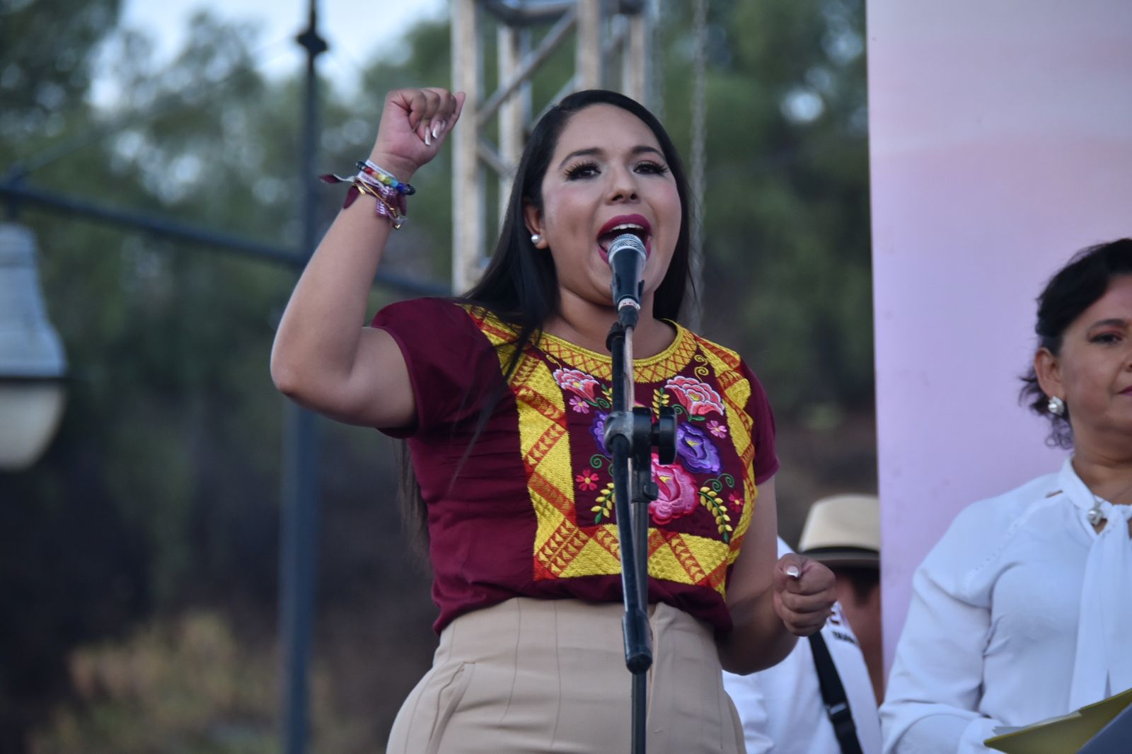 Cierre de campaña en San Pedro Cholula: Tonantzin Fernández y Alejandro Armenta lideran el evento masivo