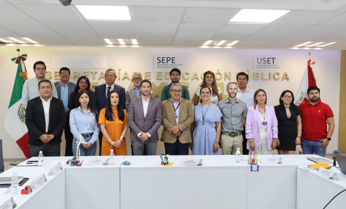 Gobierno, empresarios y fundación Robotix se unen para la educación en Tlaxcala