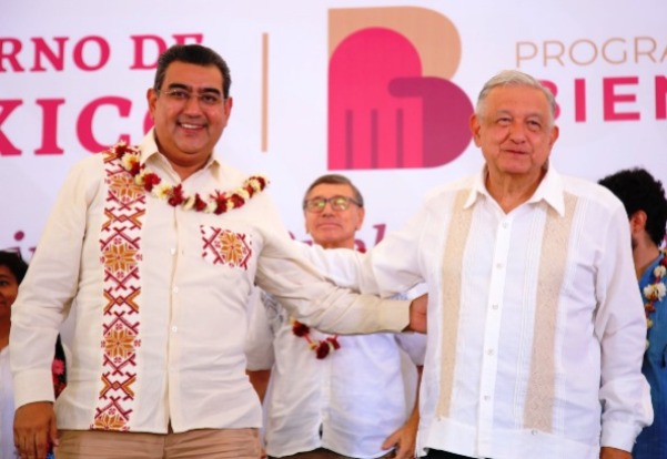 Reitera AMLO visita a Puebla para desfile del 5 de Mayo 