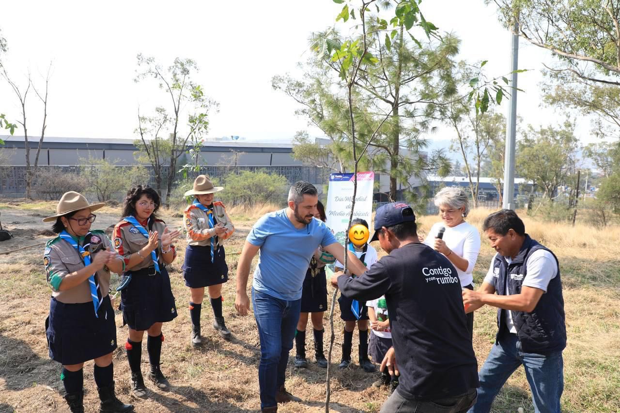Ayuntamiento de Puebla inicia jornada de reforestación en el Parque del Cerro de Amalucan y el Ajolote