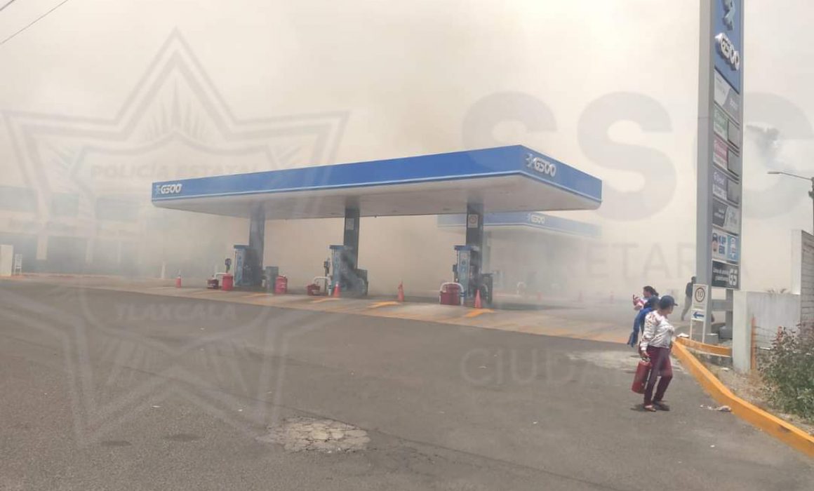 Se incendian pastizales en las inmediaciones del IMSS de La Loma Xicohténcatl