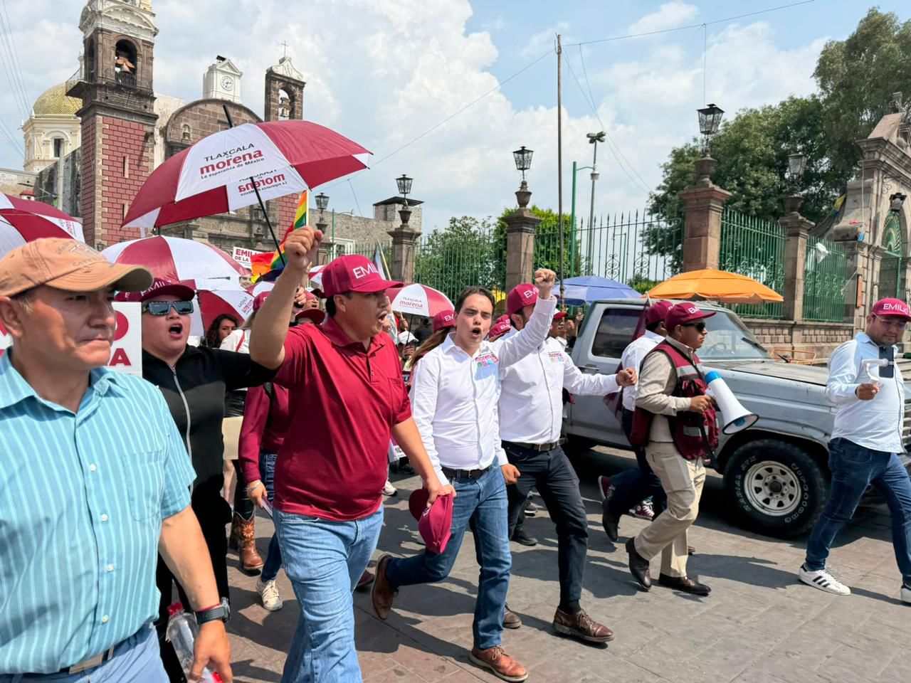 Frente a mil ciudadanos, Emilio De la Peña se compromete a terminar con la corrupción