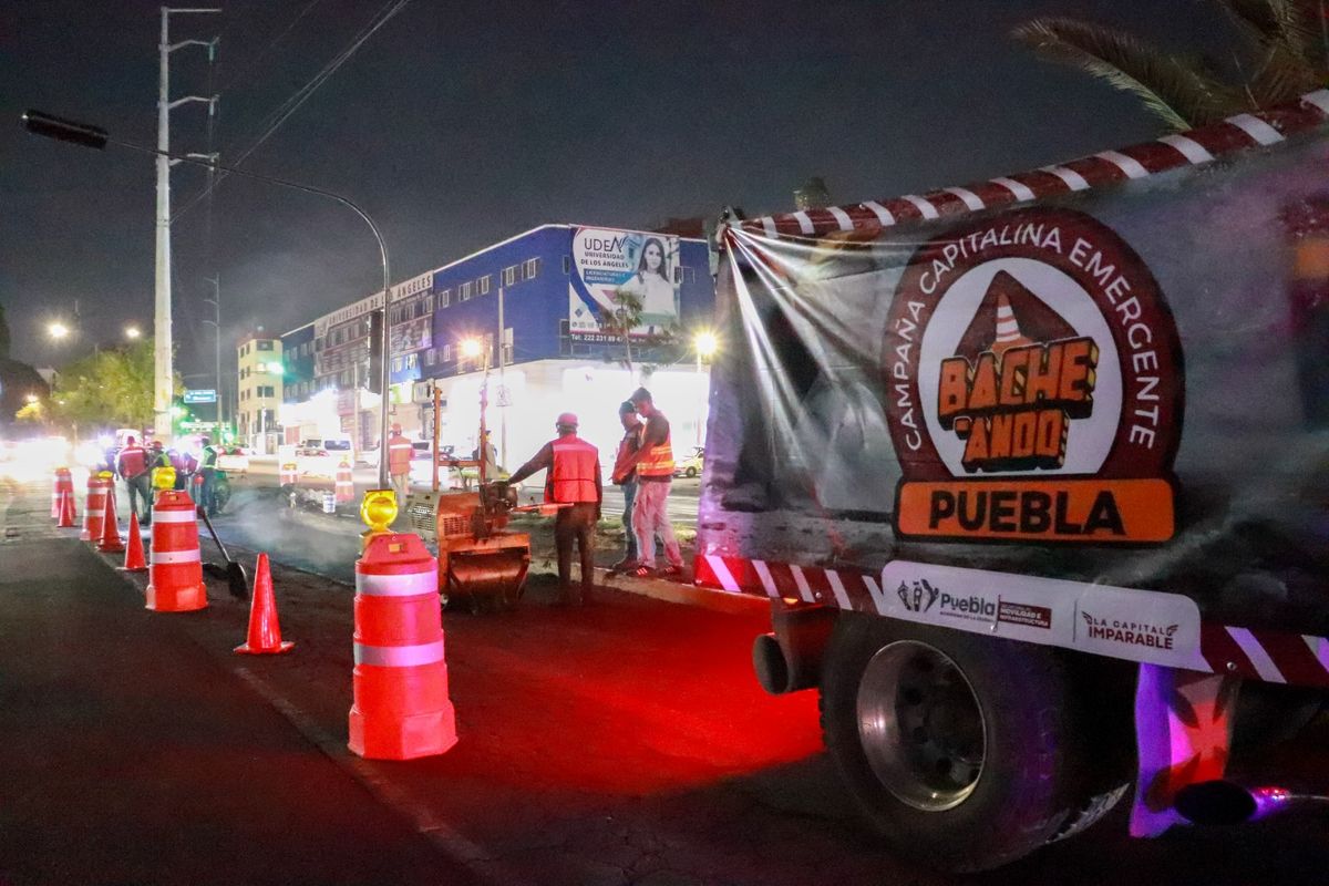 Pepe Chedraui supervisa programa emergente de bacheo en Puebla para mejorar la movilidad