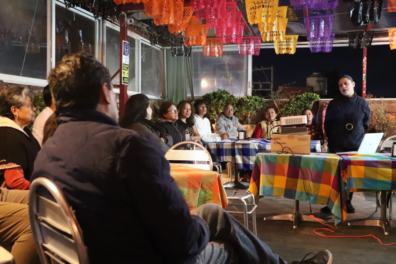SSC Cholula capacita a comerciantes para evitar extorsión
