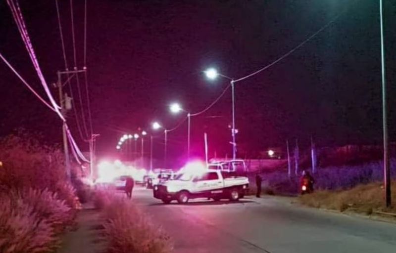 Enfrentamiento con civiles armados provoca volcadura de patrulla en Puebla