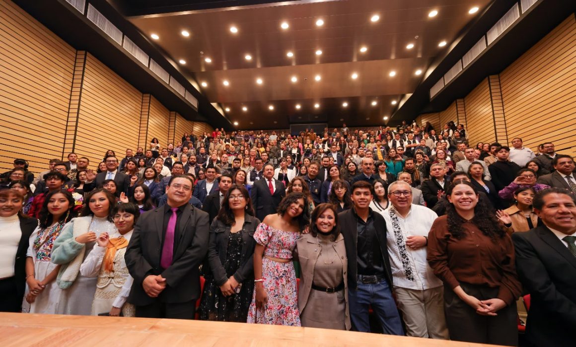 Gobernadora Lorena Cuéllar impulsa talentos jóvenes en Tlaxcala