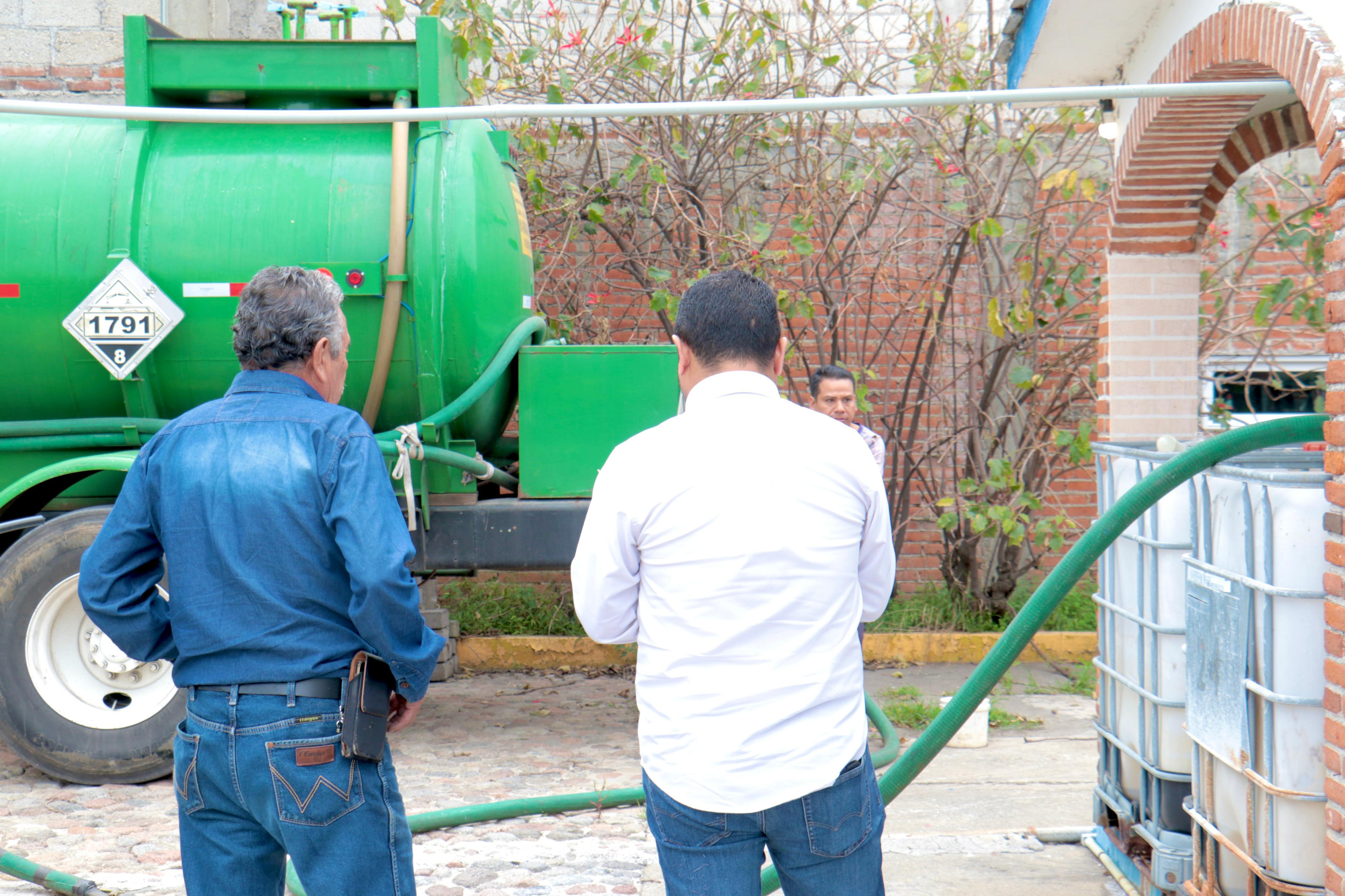 SOSAPACH redistribuye hipoclorito de sodio en pozos para garantizar la calidad del agua