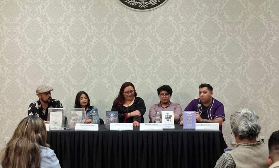 La colección “Protagonistas” de Tlaxcala brilla en Los Pinos, llevando literatura local al corazón cultural de México