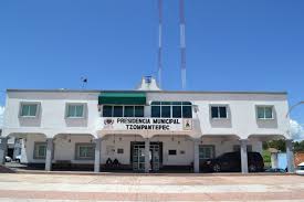 Denuncian a alcalde de Tzompantepec por ocultar información pública