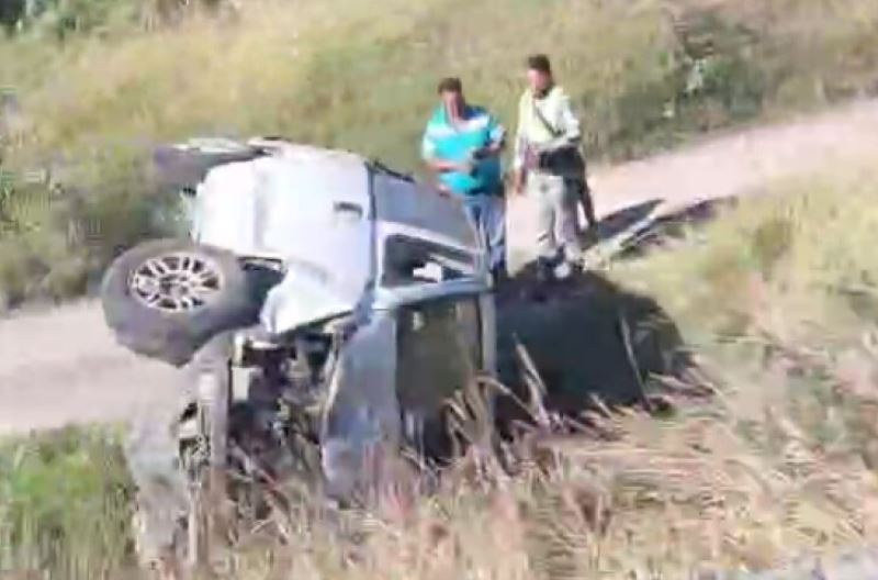 Accidente en Libramiento Norponiente: camioneta vuelca, sin heridos graves