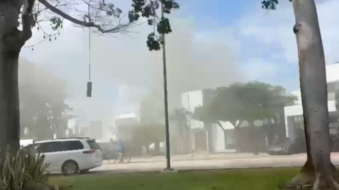 Explosión en Residencial Cumbres Cancún deja un muerto y dos heridos graves