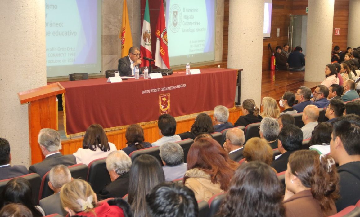Descubre cómo el humanismo integrador impulsa la conciencia histórica en la UATx