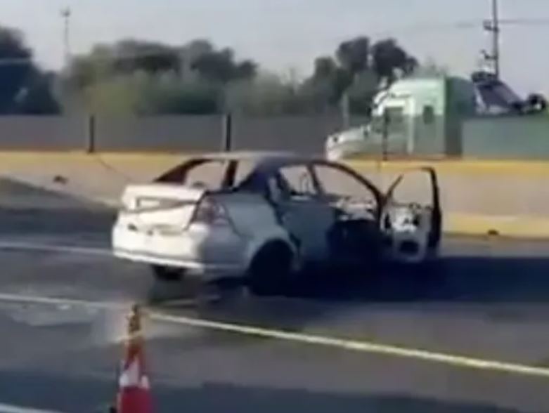 Hallan tres cuerpos calcinados tras incendio en la autopista México-Puebla