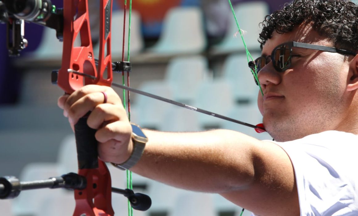 Sebastián García busca graduación en la élite del tiro con arco juvenil