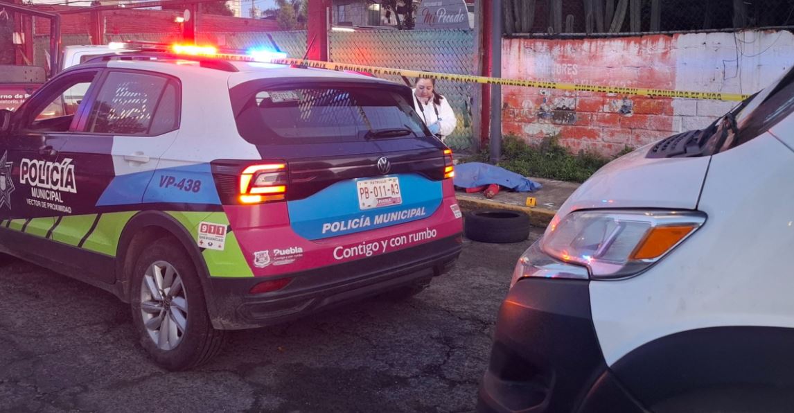 Hombre muere tras riña violenta en la recta a Cholula; responsable huye