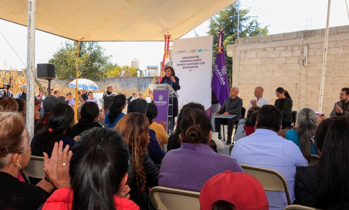 Gobernadora Lorena Cuéllar mejora calidad de vida en Huamantla con baños dignos