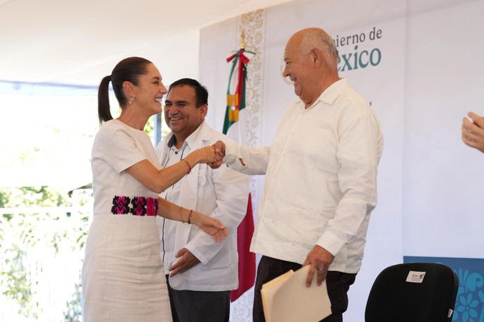Claudia Sheinbaum inaugura hospital con atención universal en Mulegé