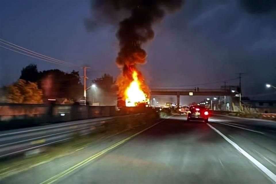 Incendios y bloqueos en Aguascalientes tras detención de líder del crimen organizado