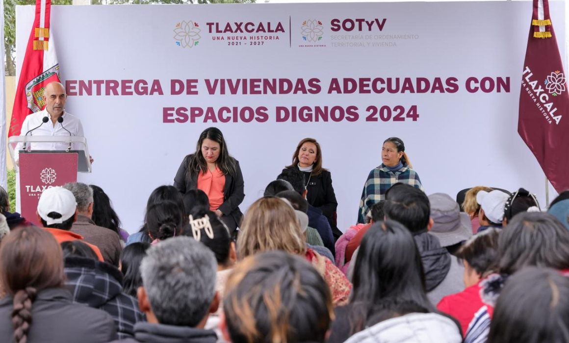 Lorena Cuéllar entrega viviendas en Chiautempan y transforma la comunidad