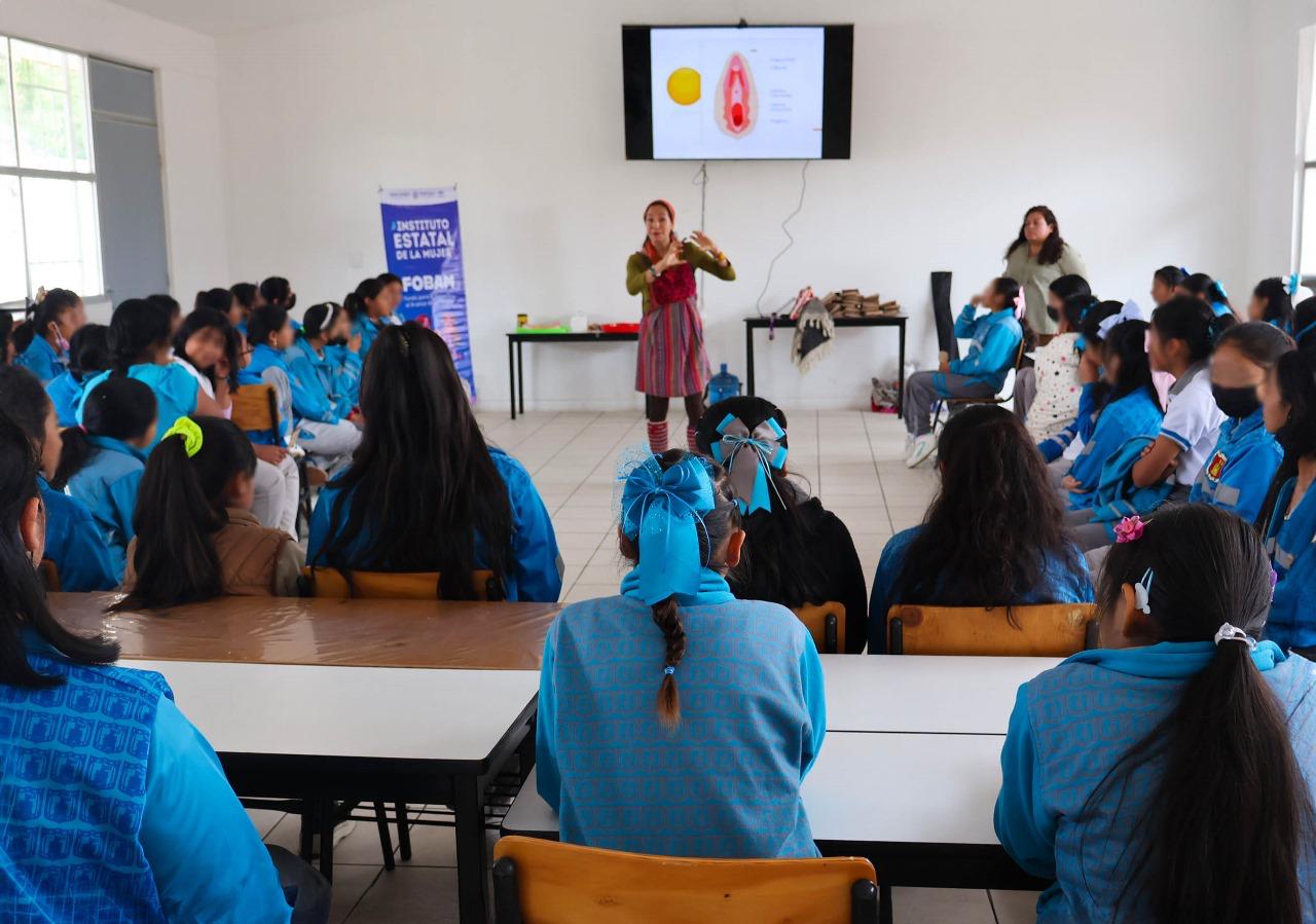Impulso a la salud menstrual: talleres para empoderar a niñas y docentes
