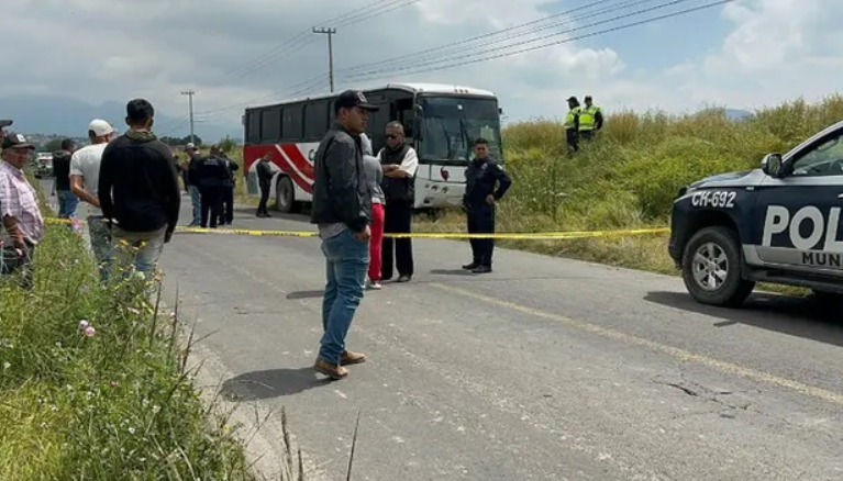 Tragedia en Chalco: Hombre y dos hijos perdieron la vida tras ser embestidos por autobús