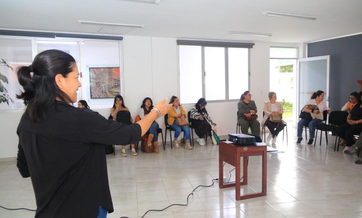 Talleres en UATx y BUAP: Promoviendo la equidad y la cultura de paz