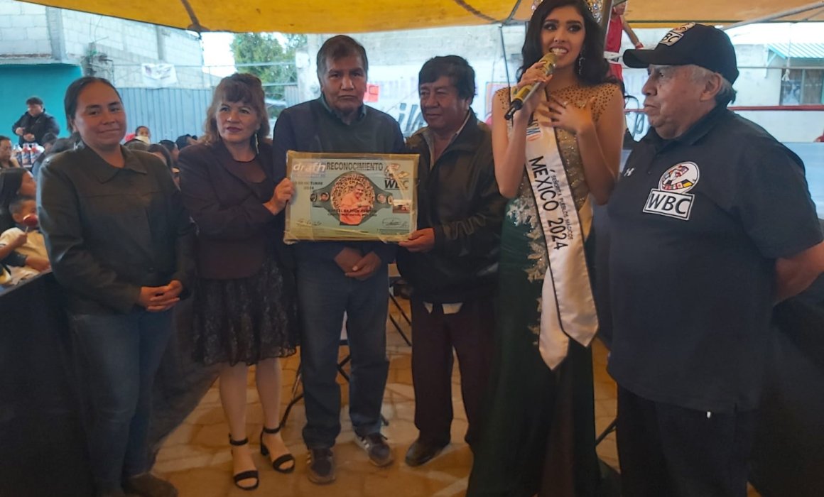 ¡Celebran a Rafael "Bazooka" Limón! Reconocimiento a un ícono del boxeo en Tlaxco