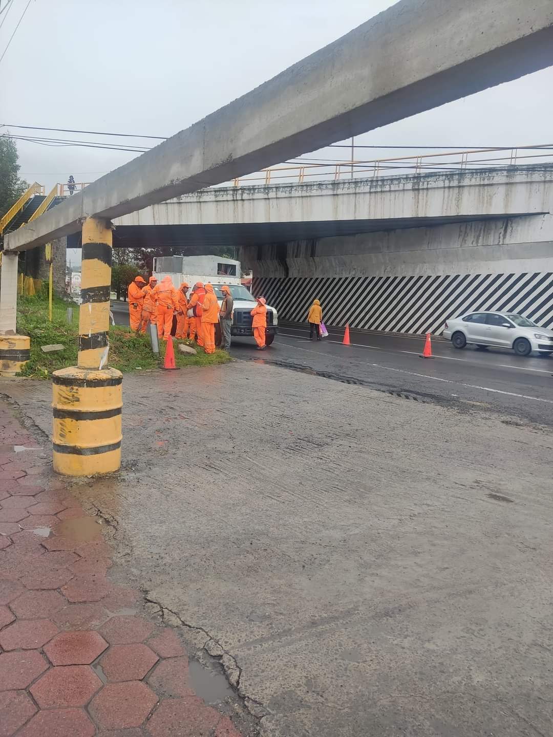 ¡No al cierre! Se manifiestan contra imposiciones para cerrar Zaragoza