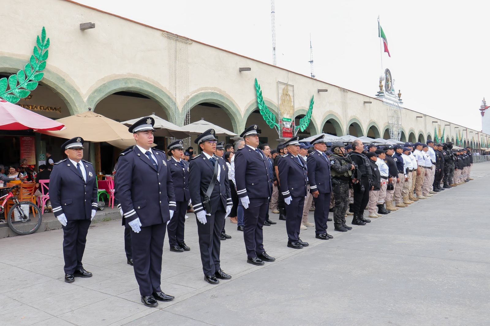 Llama Angon a la civilidad y al respeto a la ley en conmemoración del aniversario CCXIV de la Independencia de México 