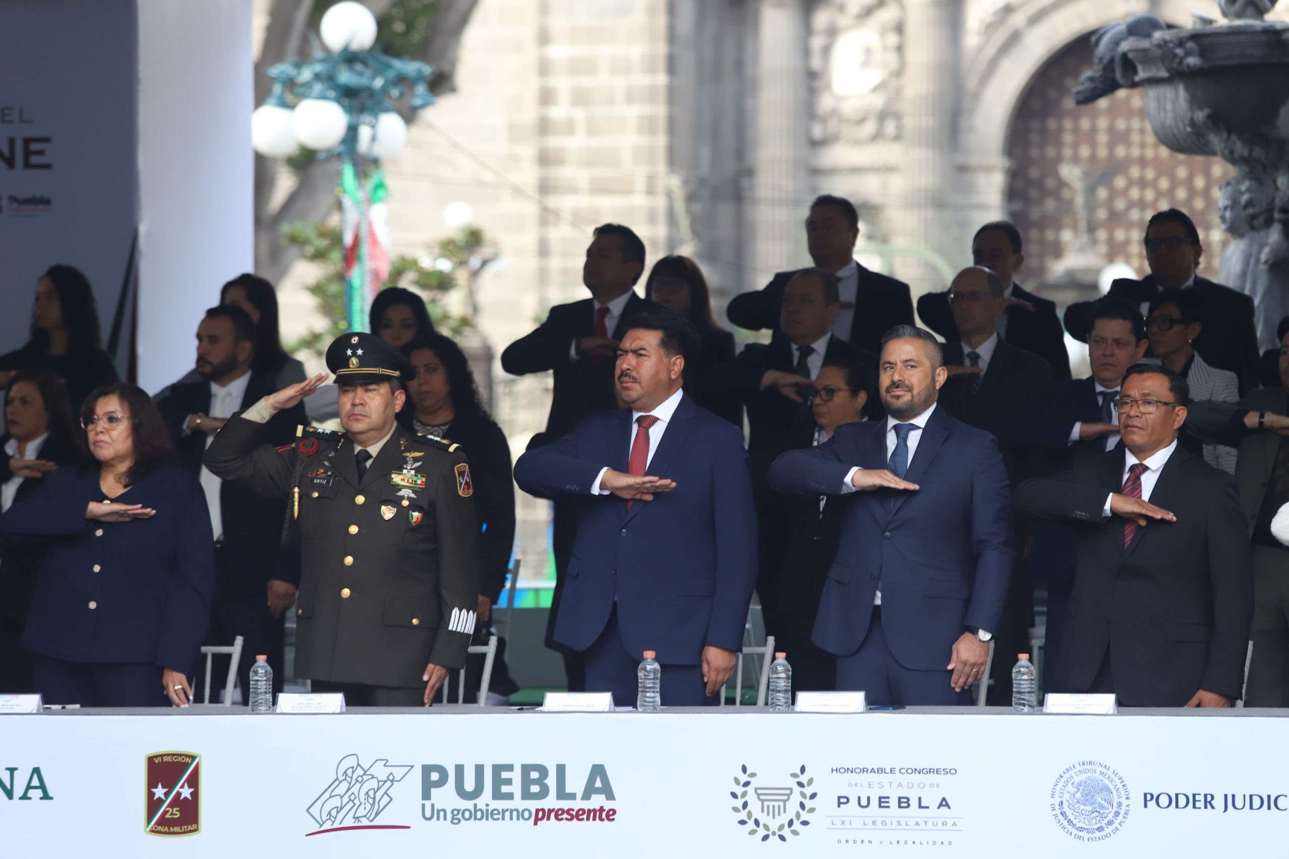 Inician las celebraciones por el 214 aniversario de la Independencia de México en Puebla