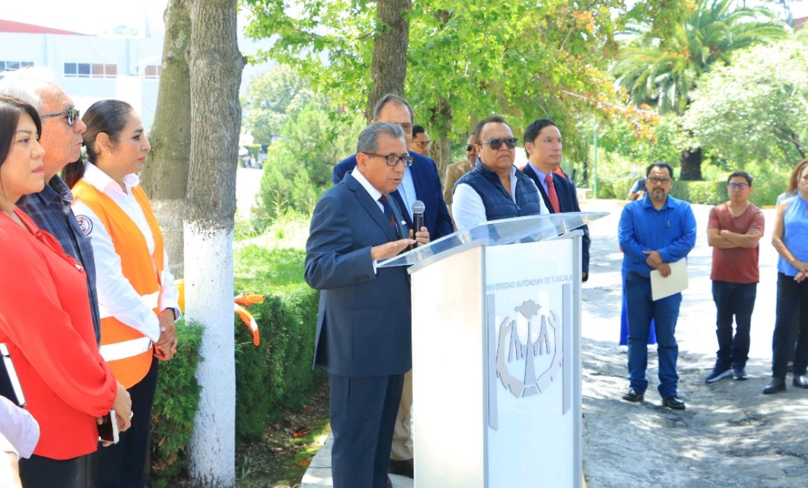 UATx refuerza la seguridad participando en el Simulacro Nacional 2024