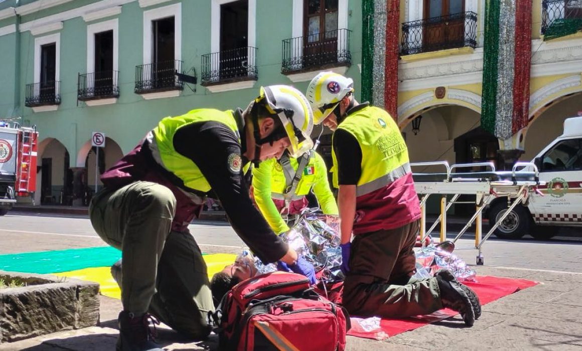 Ayuntamiento de Tlaxcala realiza exitoso simulacro con evacuación en 2 minutos