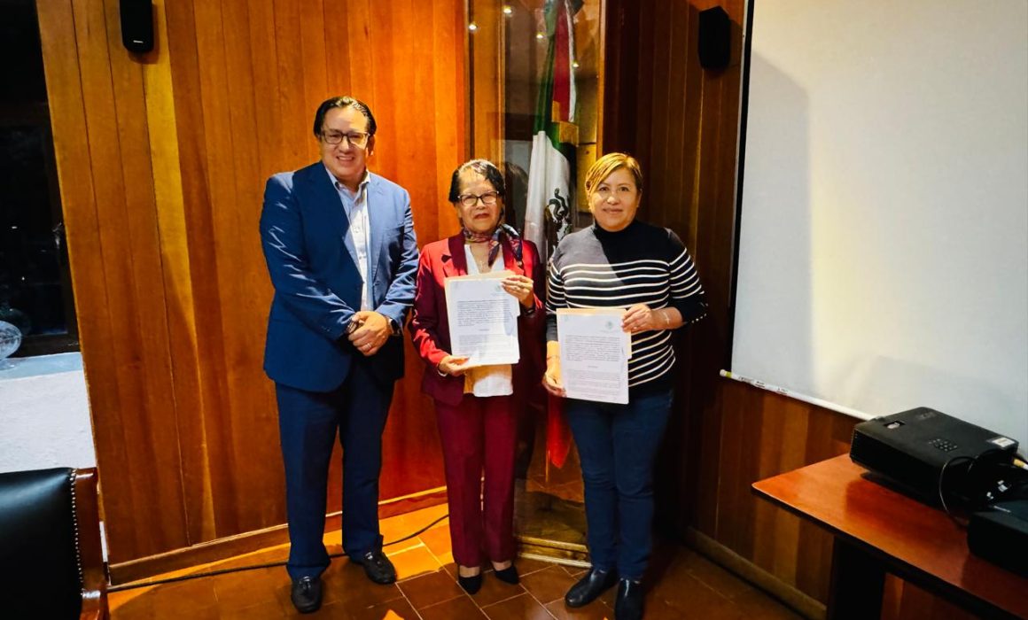 La FGJ y la SFP firman convenio para usar DeclaraNet, promoviendo la transparencia y rendición de cuentas entre los servidores públicos en Tlaxcala.
