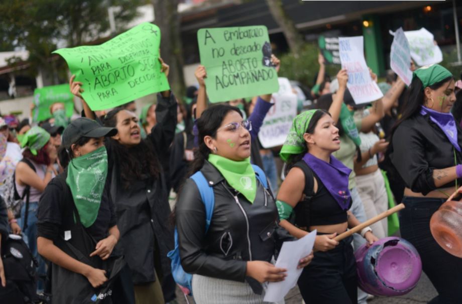 Marcha feminista en CDMX exige aborto legal y seguro este sábado