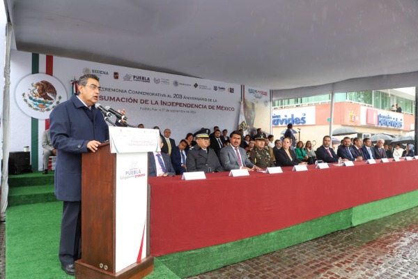 Gobernador pide que el Club Puebla se convierta en un equipo ganador