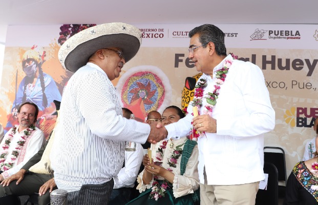 Pide gobernador que se generen menores condiciones para organización del Huey Atlixcáyotl 
