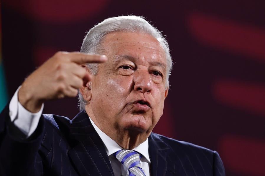 AMLO acusa a jueces de "intromisión facciosa" al frenar reforma judicial