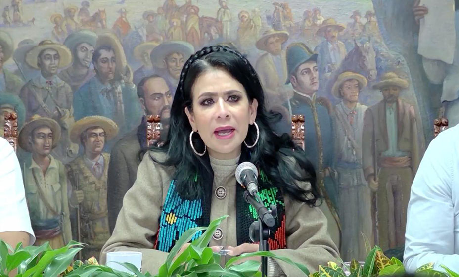 Norma Otilia Hernández Martínez denuncia persecución política tras expulsión de morena