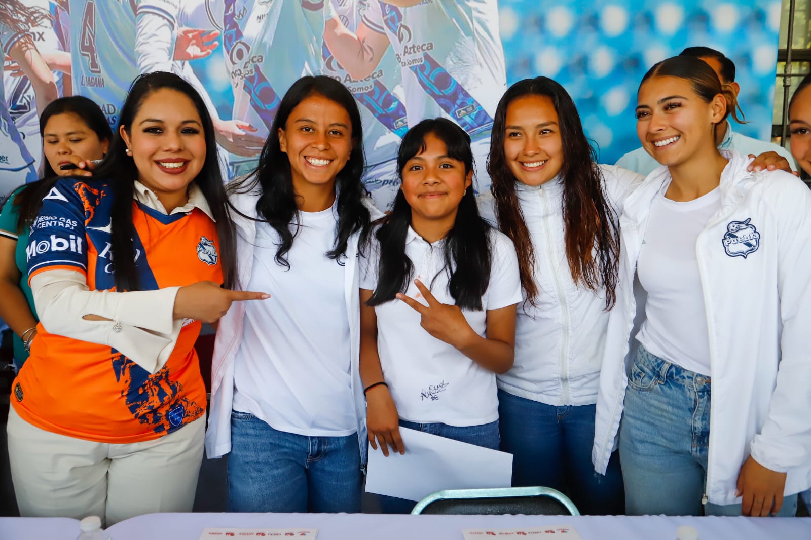 tfd encabeza firma de enfranjadas 4