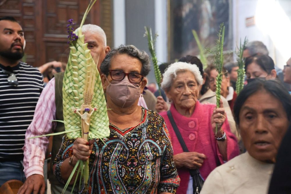  Inicia la Semana Santa con fervor y fe en el Domingo de Ramos