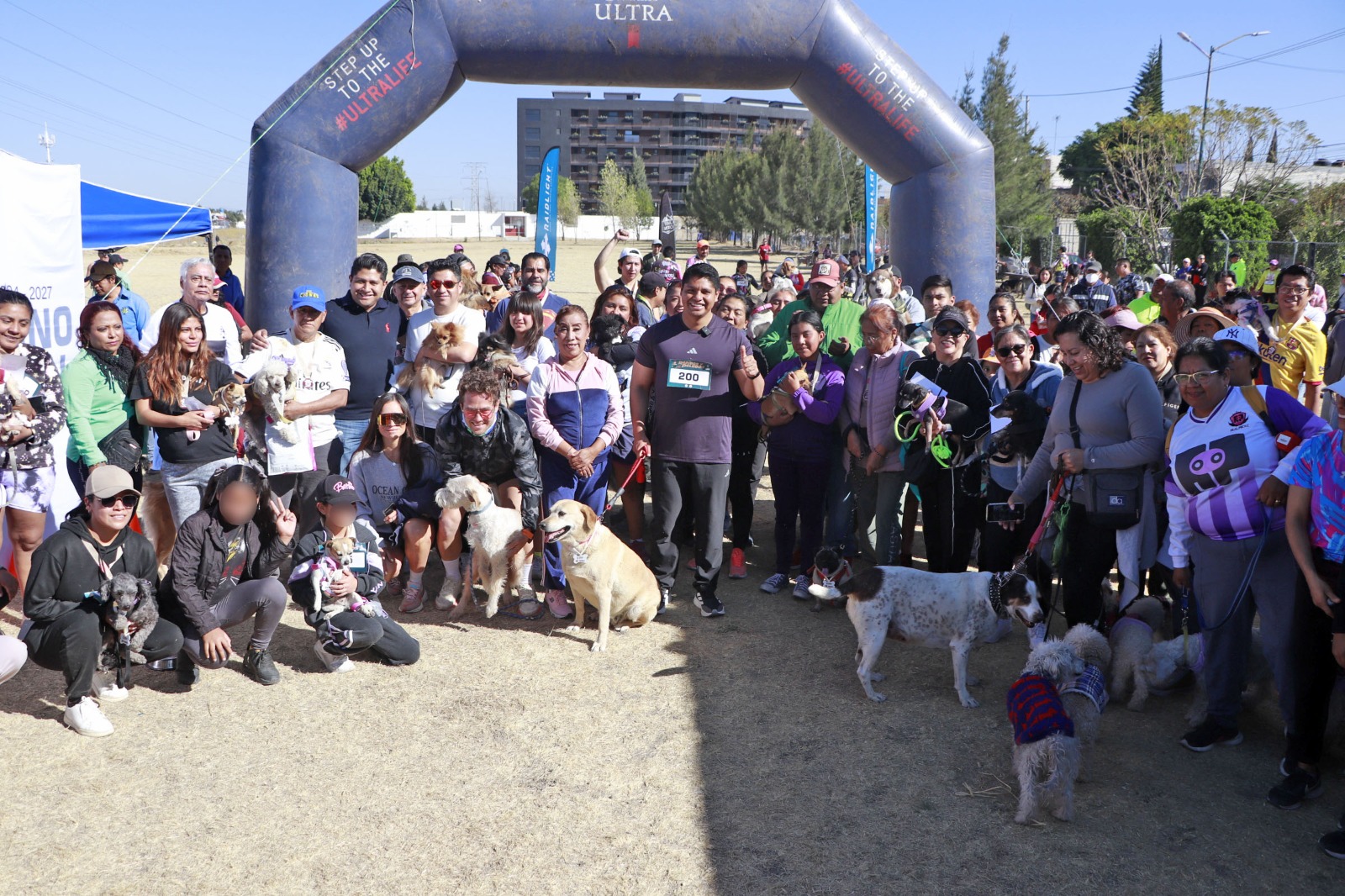 Anuncia Omar Muñoz que perrita “Gordita” viajará a Canadá 