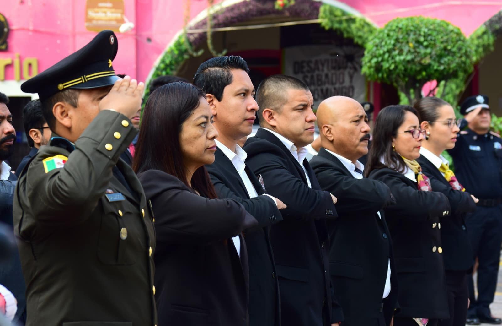 Ariadna Ayala llama a fortalecer identidad en el Desfile del 4 de Mayo