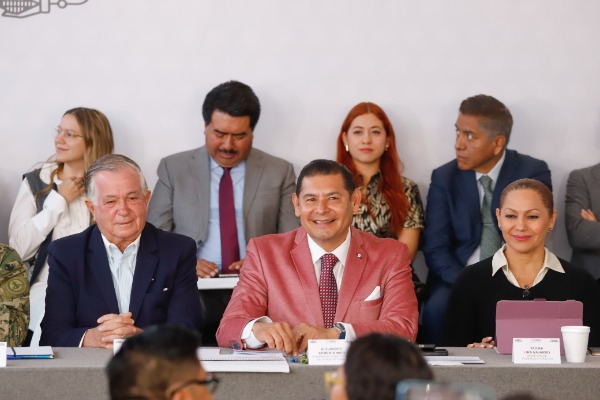 Gobierno de Puebla construirá casas para policías en hectáreas donadas por Grupo Haras