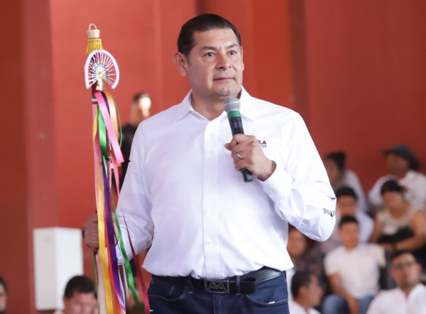 Anuncia gobernador albergue en Xicotepec para víctimas de violencia 