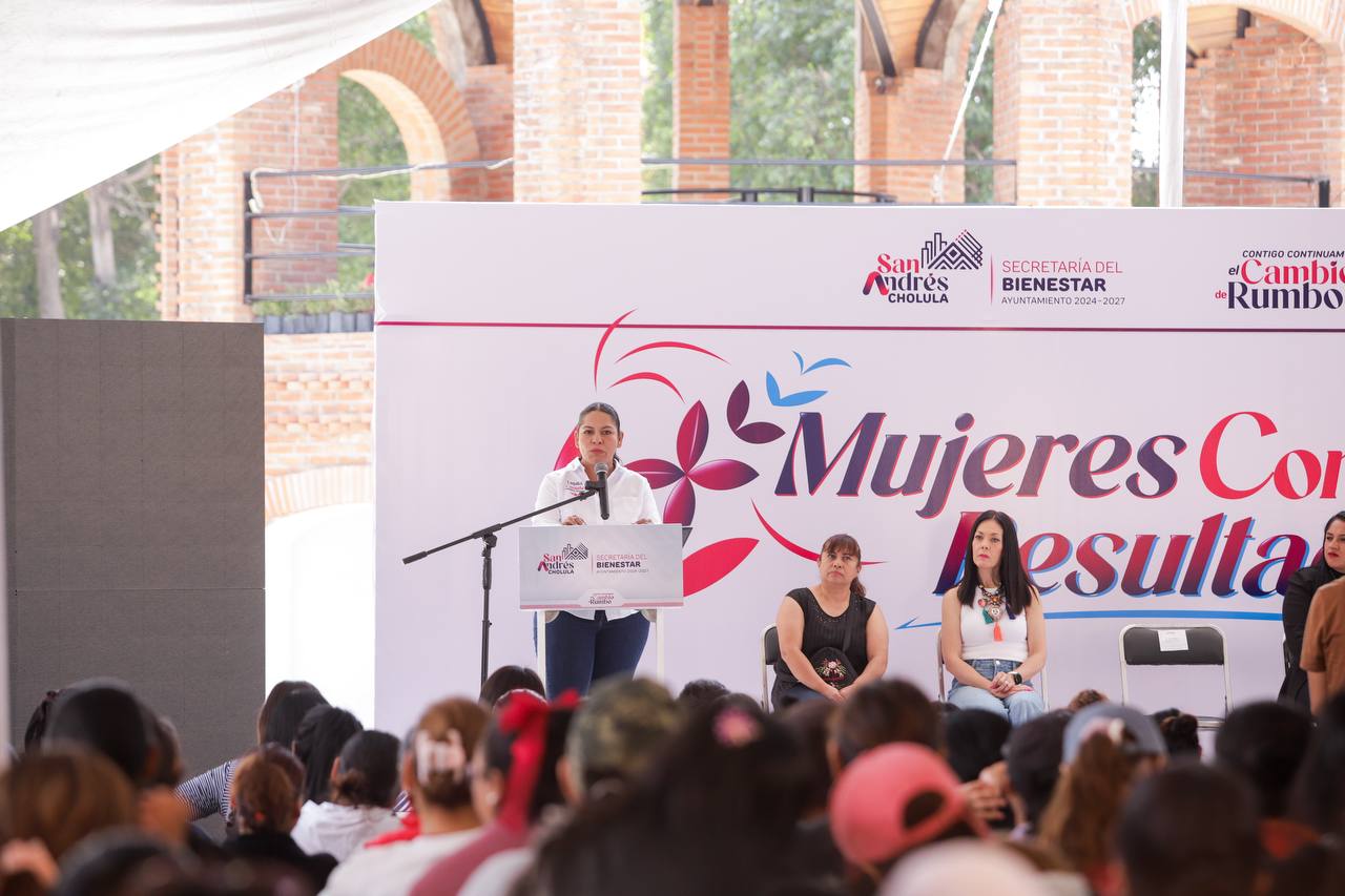 Fortalece Lupita Cuautle la economía de las mujeres sanandreseñas