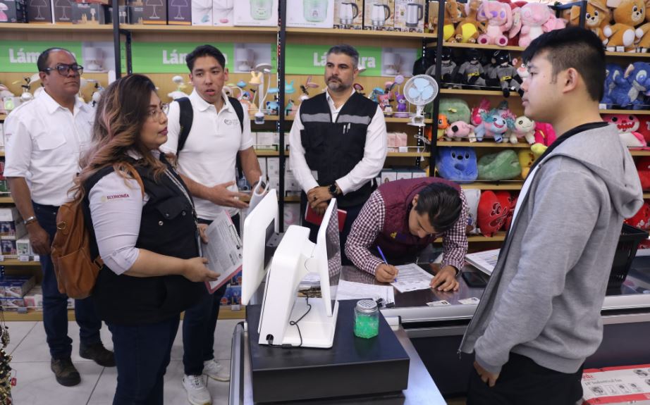 Operativos contra la piratería en Puebla aseguran miles de productos ilegales