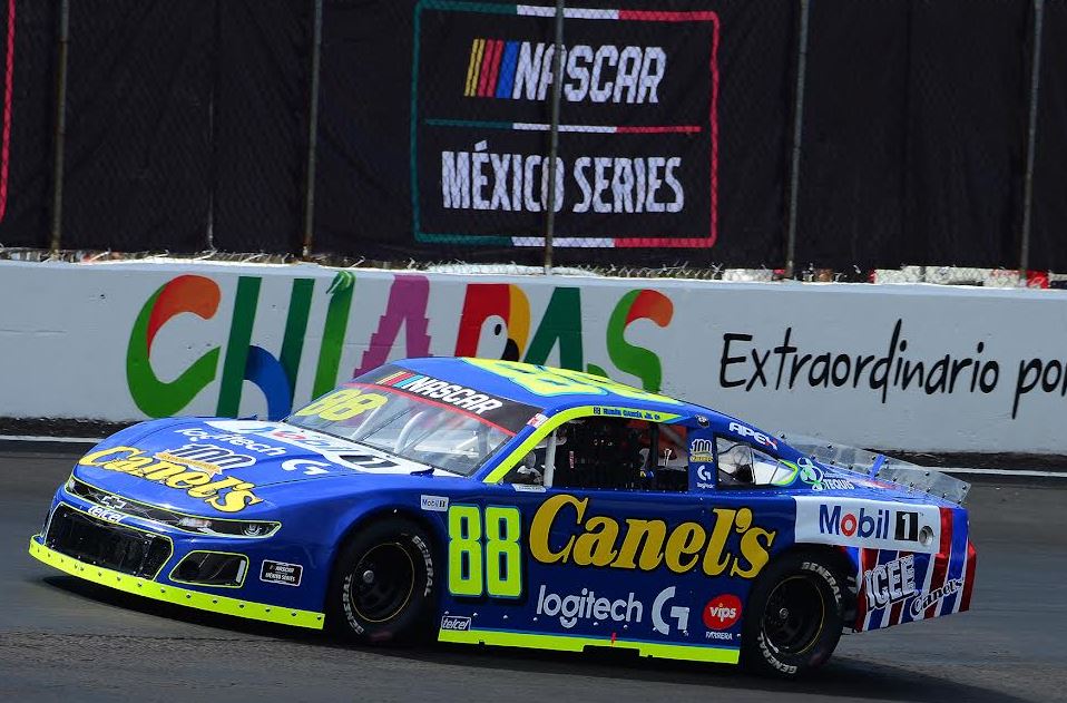Rubén García Jr. busca remontar posiciones en NASCAR México 2025