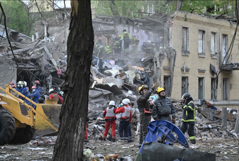 Rusia lanza ataque masivo sobre Kiev tras petición de tregua de Zelenski