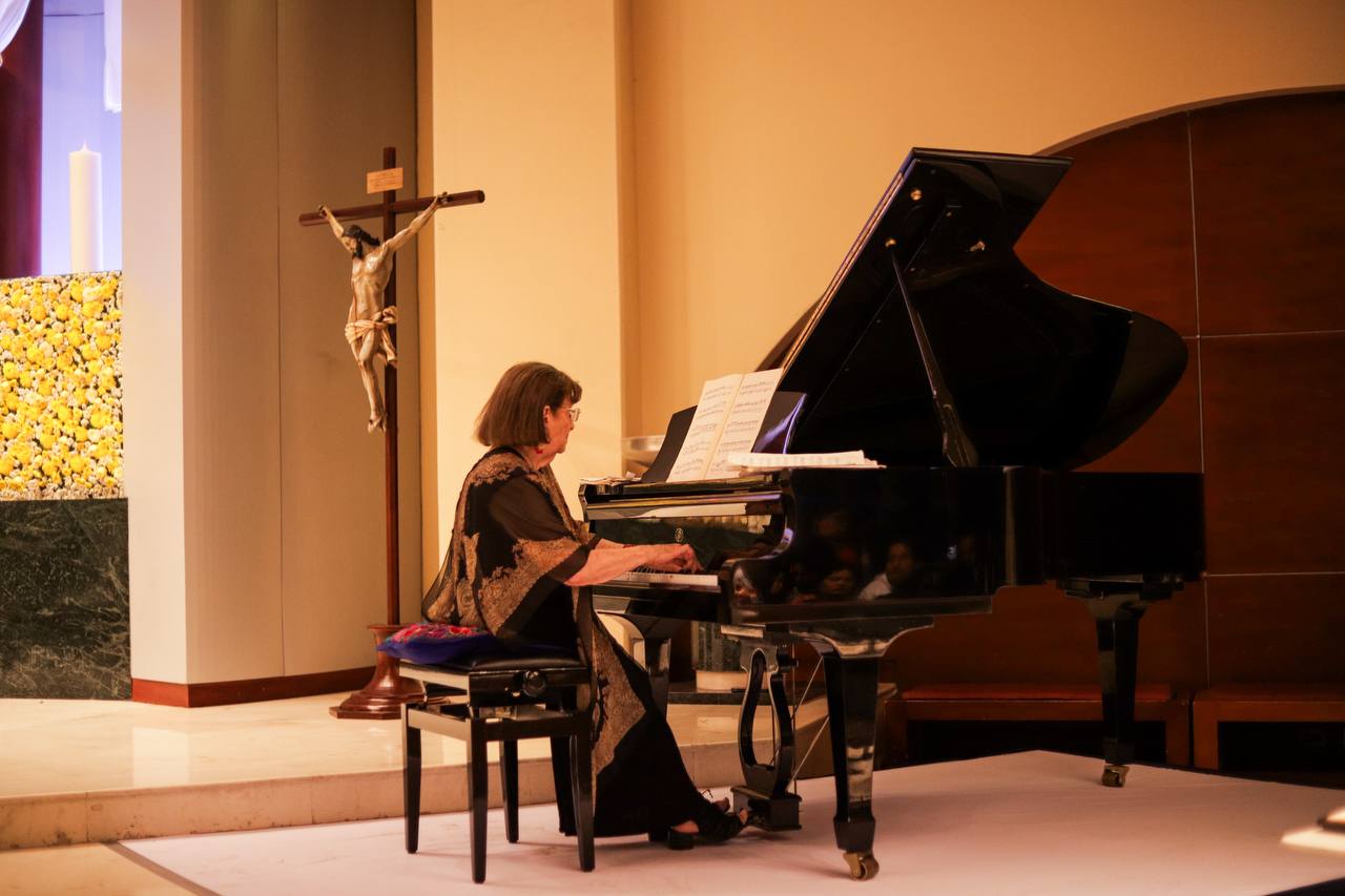 San Andrés Cholula celebra la hermandad México-Rumania con un concierto de piano